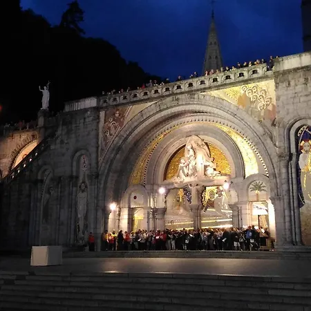 Szálloda Myosotis Lourdes